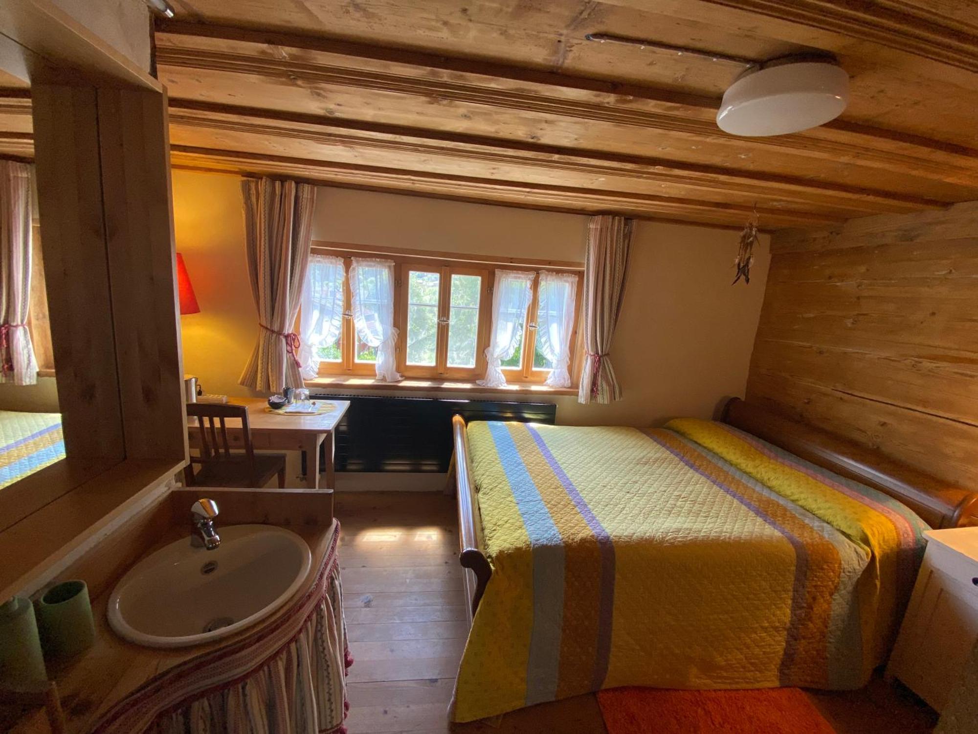 Casa Vegana Bed & Breakfast Trun Eksteriør bilde